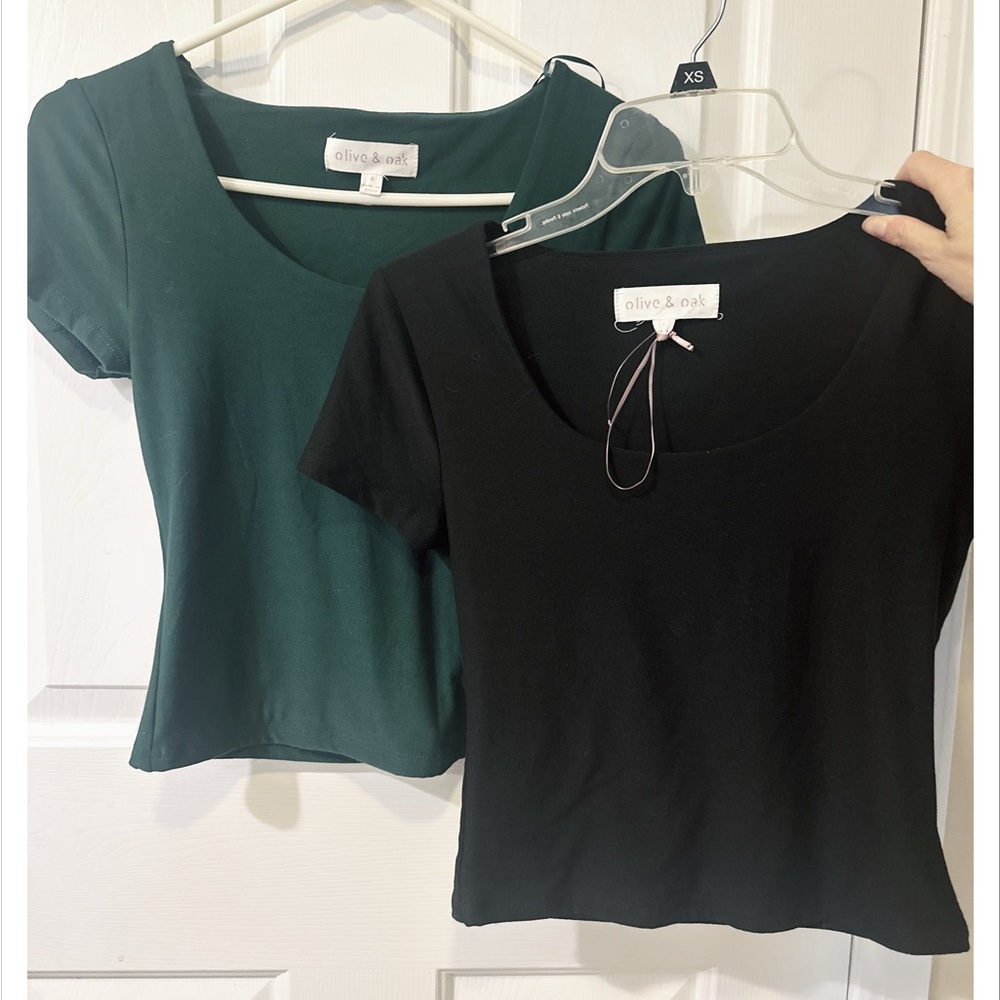 Olive & Oak Scoop Neck Crop Top Duo - Black & Forest Green